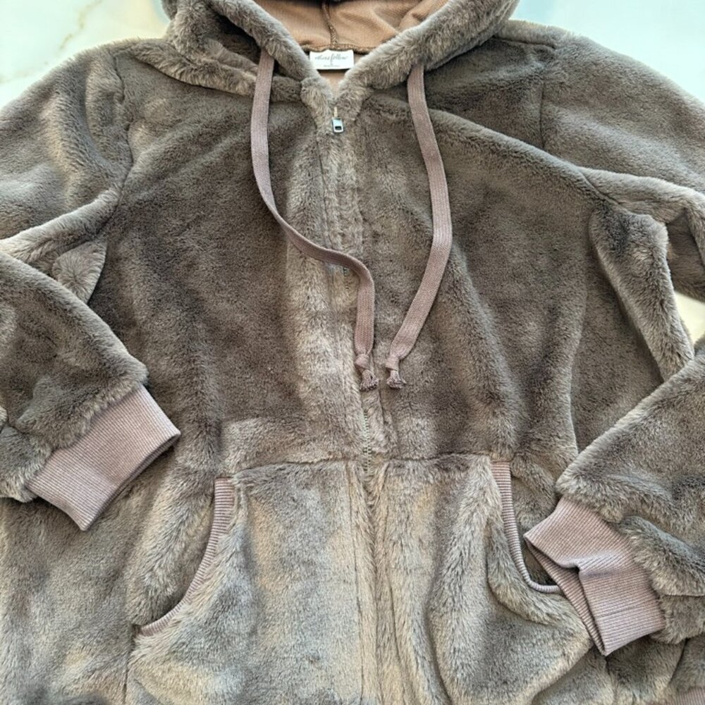 Fuzzy Hooded zipper jacket size S by Others Follow NEW